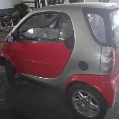 Veicolo di demolizione smart fortwo coupe m160920 dell'anno 2000 alimentato 