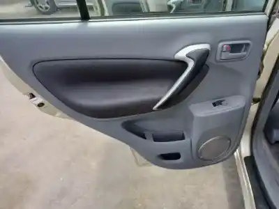 Здавання транспортного засобу toyota rav 4 ii (_a2_) 2.0 d 4wd (cla20_, cla21_) року 2003 потужний 