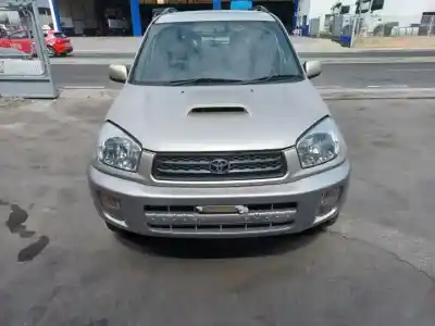 Здавання транспортного засобу TOYOTA RAV 4 II (_A2_) 2.0 D 4WD (CLA20_, CLA21_) року 2003 потужний 