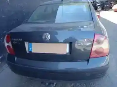 Veículo de Sucata volkswagen passat berlina (3b3) (d) avf 3bg do ano 2000 alimentado 