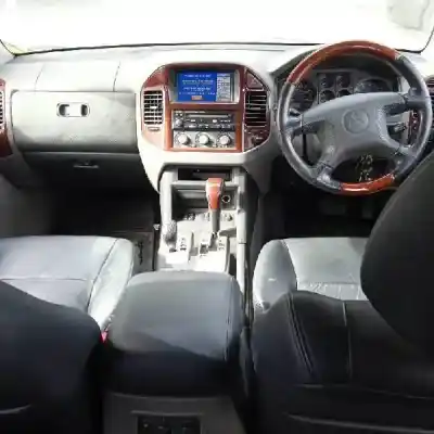Scrapping Vehicle mitsubishi montero (v60/v70) d-4m41 of the year 2000 powered 