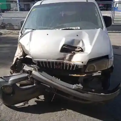 Veículo de Sucata HYUNDAI H 1 D4CB do ano 2003 alimentado 