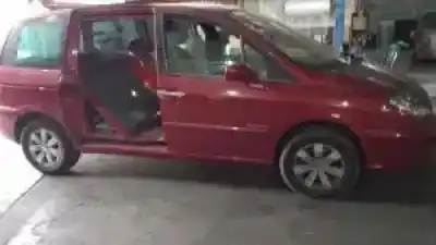 Véhicule à la ferraille citroen c8 4hwdw12ted4 de l'année 2002 alimenté 