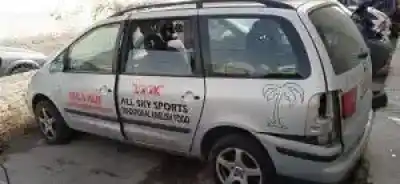 Veicolo di demolizione seat alhambra (7v9) auy dell'anno 2000 alimentato 