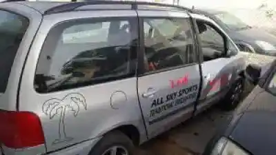 Veicolo di demolizione seat alhambra (7v9) auy dell'anno 2000 alimentato 