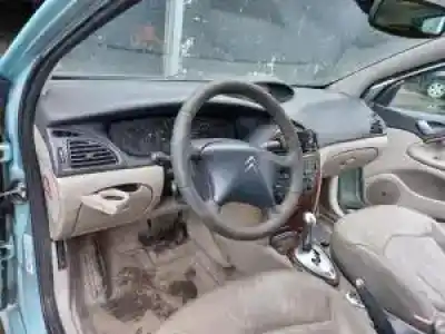 Veículo de Sucata citroen c5 berlina 4hx(dw12ted4/fap) do ano 2001 alimentado 