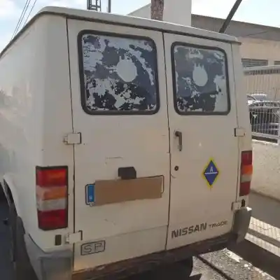 Verschrottungsfahrzeug nissan trade 100 bd30d des jahres 1996 angetrieben 