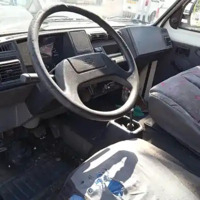 Verschrottungsfahrzeug nissan trade 100 bd30d des jahres 1996 angetrieben 