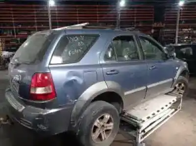 Scrapping Vehicle kia sorento (bl) d4cb of the year 2002 powered 