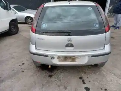 Здавання транспортного засобу opel corsa c z10xep року 2003 потужний 