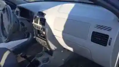 Veículo de Sucata kia rio (dc) a5d do ano 2002 alimentado 