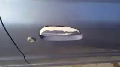 Veículo de Sucata kia rio (dc) a5d do ano 2002 alimentado 