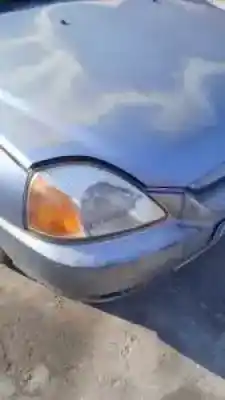 Veículo de Sucata kia rio (dc) a5d do ano 2002 alimentado 