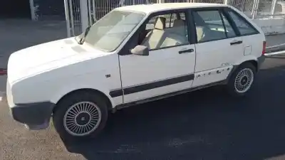 Veículo de Sucata seat ibiza 021c2000 do ano 1985 alimentado 