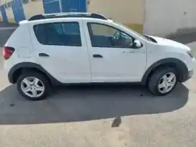 Scrapping Vehicle dacia sandero h4bb408 of the year 2012 powered 