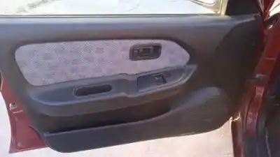 Veículo de Sucata nissan almera (n15) ga16de do ano 1995 alimentado 