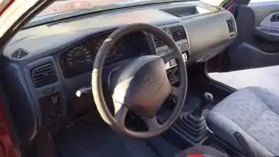 Veículo de Sucata nissan almera (n15) ga16de do ano 1995 alimentado 