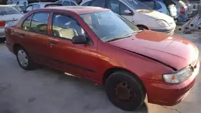 Veículo de Sucata nissan almera (n15) ga16de do ano 1995 alimentado 