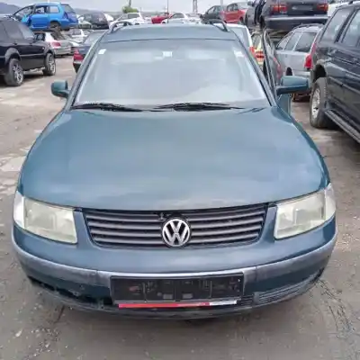 Здавання транспортного засобу VOLKSWAGEN PASSAT VARIANT (3B5) AHU року 1997 потужний 