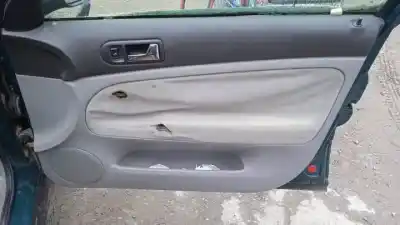 Здавання транспортного засобу volkswagen passat variant (3b5) ahu року 1997 потужний 