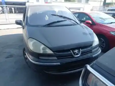 Vehicul casat PEUGEOT 807 4HT O 4H01 al anului 2008 alimentat 