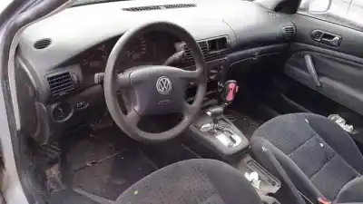Здавання транспортного засобу volkswagen passat variant (3b5) aeb року 1997 потужний 