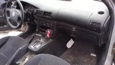 Здавання транспортного засобу volkswagen passat variant (3b5) aeb року 1997 потужний 