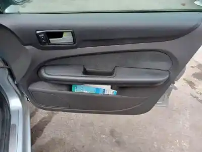 Здавання транспортного засобу ford focus c-max (cap) g6da року 2004 потужний 