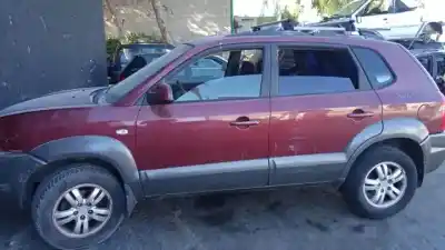 Sloopvoertuig hyundai tucson (jm) g4gc van het jaar 2004 aangedreven 