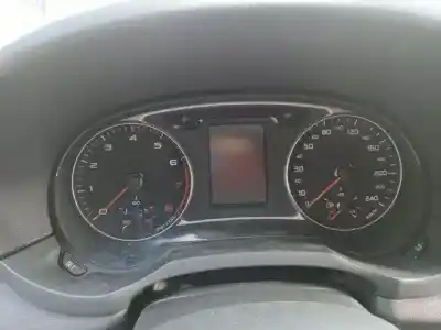 Здавання транспортного засобу audi a1 (8x) cax року 2010 потужний 