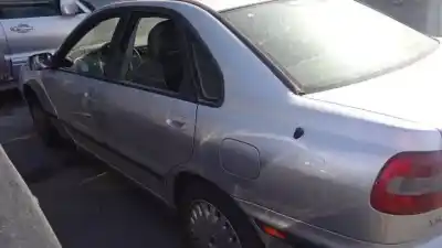 Veicolo di demolizione volvo s40 berlina b4184sj dell'anno 2001 alimentato 