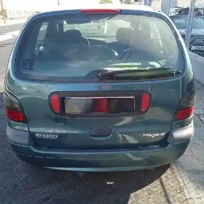 Scrapping Vehicle renault megane i scenic (ja0) f9q730 of the year 1997 powered 