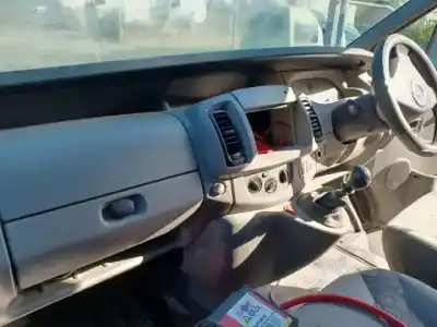 Scrapping Vehicle opel vivaro f9q760 of the year 2001 powered 