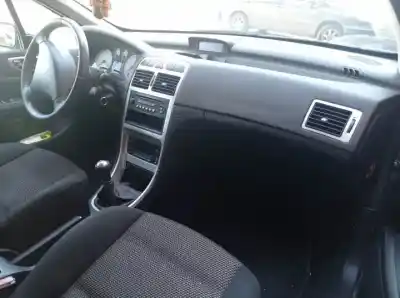 Scrapping Vehicle peugeot 307 berlina (s2) 9hx of the year 2005 powered 