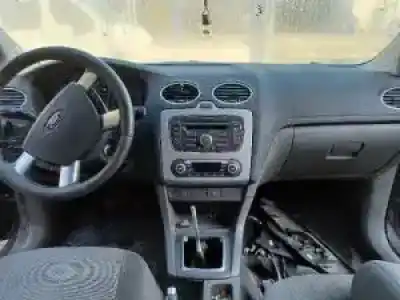 Veículo de Sucata ford focus berlina (cap) d/kkda do ano 2006 alimentado 