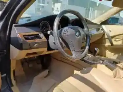 Veículo de Sucata bmw 5 (e60) 520 i do ano 2003 alimentado 