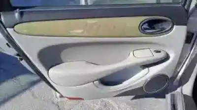 Veicolo di demolizione jaguar xj ac.kb.9hp dell'anno 1997 alimentato 