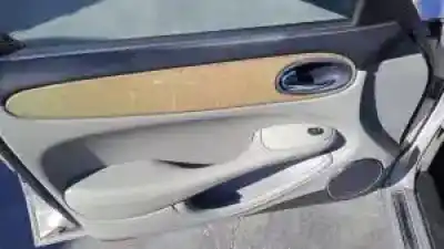 Veicolo di demolizione jaguar xj ac.kb.9hp dell'anno 1997 alimentato 