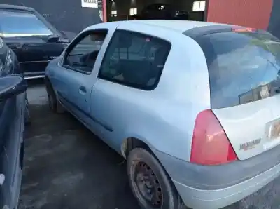 Здавання транспортного засобу renault clio ii fase i (b/cbo) f8q630 року 1998 потужний 