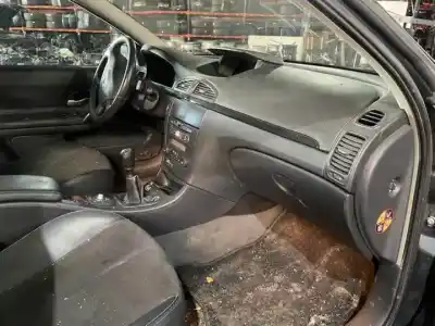 Scrapping Vehicle renault laguna ii (bg0) f9q758 of the year 2005 powered 