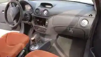 Veículo de Sucata citroen c2 (jm_) 1.6 do ano 2003 alimentado 