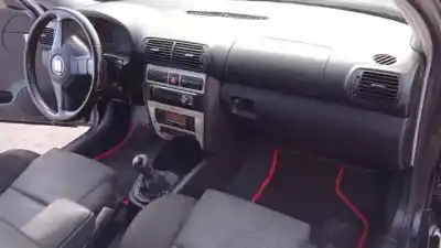 Здавання транспортного засобу seat leon (1m1) g-bcb року 1999 потужний 