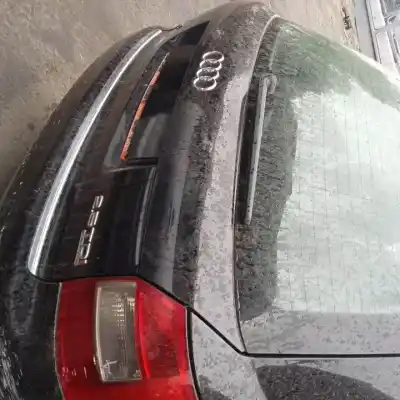 Veículo de Sucata audi a4 avant (8e) ake do ano 2001 alimentado 