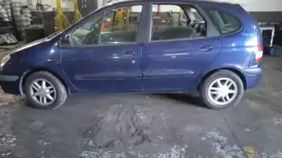 Scrapping Vehicle renault scenic (ja..) k4m701.k4m700.k4m of the year 2001 powered 