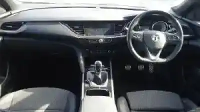 Veículo de Sucata opel insignia grand sport d20dth do ano 2017 alimentado 
