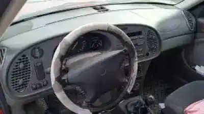 Veículo de Sucata saab 9-3 berlina b204l do ano 1998 alimentado 