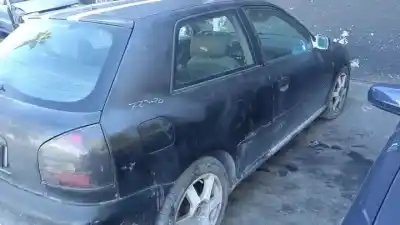 Здавання транспортного засобу audi a3 (8l) aeh року 1996 потужний 