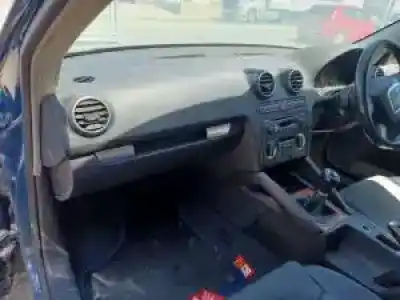 Veicolo di demolizione audi a3 sportback (8p) bkd dell'anno 2004 alimentato 