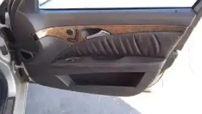 Sloopvoertuig mercedes-benz clase e (w211) familiar 112954 van het jaar 2003 aangedreven 