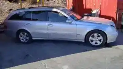 Sloopvoertuig mercedes-benz clase e (w211) familiar 112954 van het jaar 2003 aangedreven 